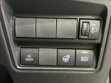 【ステアリングヒーター】冬場に冷たくなりやすい革巻きステアリングを、スイッチ一つで素早く適温に!エアコンよりも早く温まってくれるので、寒い日の運転も快適になりますね♪