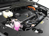 A25A-FXS型 2.5L 直4 DOHCエンジンと交流同期電動機ハイブリッドシステム搭載、AWDです。