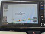 8インチ純正メモリーナビ(VXU-185NBi)を装着しています。目的地設定やルート案内もスムーズに行えます。
