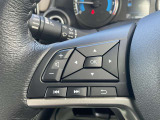 ナビの音量調整やメーターの画面を操作可能です!片手で操作できるので運転中でも安全です!