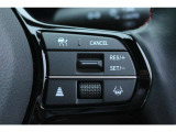 安全運転支援システムHonda SENSINGを搭載。衝突軽減ブレーキや、誤発進抑制機能、アダプティブクルーズコントロール、車線維持など複数の先進技術で安心・快適なドライブをサポートします。