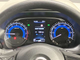 【メーター】メーター内のカラーディスプレイには運転をサポートするさまざまな情報を表示!