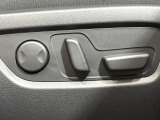 【パワーシート】スイッチ一つで簡単にシートの微調整が可能!電動だから力もいりません!快適なシートポジションにセットして、快適なドライブをお楽しみください。