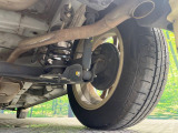 お車を安心してお乗りいただく為には、足回りの定期点検が欠かせません。サービスサポート(有償保証)では無料点検もご提供しており、安心のカーライフをお過ごしいただけるサポート体制が整っています。