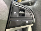 【アダプティブクルーズコントロール】高速道路での長距離走行が楽に!!自動で速度を保つクルーズコントロールが、衝突軽減システムと連携し、前方の車両を感知して車間を保つように速度調節してくれます!!