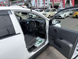 4WD/ナビ/ルーフキャリア/Bluetooth/バックカメラ/キーレスキー/100VACソケット/エマージェンシーブレーキ/ドライブレコーダー/フルフラットシート/ビルトインETC2.0