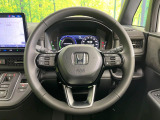 【純正革巻きステアリング】上質な革を使用することで、手にしっかり馴染みとても運転しやすいハンドルです♪