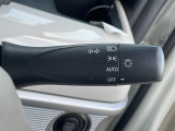 【 オートライト 】オートライトなのでライトの点け忘れを気にすることなく運転が出来ます♪