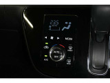 快適な車内空間に誘うオートエアコン☆快適な空間で車内での会話も弾みます♪