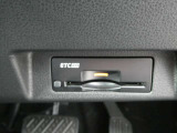 高速の料金所で、小銭を探さず楽々通過できる『ETC』で快適にドライブ出来ます。また、マイレージ登録で更にお徳にご利用頂けます。詳しくは072-833-1883までお願いします。