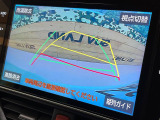 【バックカメラ】駐車時に後方がリアルタイム映像で確認できます。大型商業施設や立体駐車場での駐車時や、夜間のバック時に大活躍!
