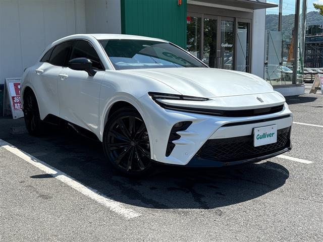 クラウンスポーツ 2.5 Z E-Four 4WD 本革シート