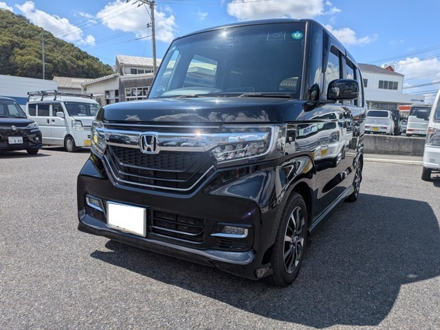 ホンダ N-BOXカスタム 