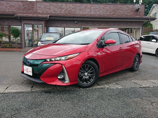 トヨタ プリウスPHV 