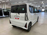 在庫確認やお問い合わせは当社ホームページの他に、中古車検索サイトでも可能です。在庫の更新は随時行っておりますが、掲載車両の有無につきましては、ご来店前にお問い合わせください。最新の状況をお伝えします。