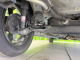 お車を安心してお乗りいただく為には、足回りの定期点検が欠かせません。サービスサポート(有償保証)では無料点検もご提供しており、安心のカーライフをお過ごしいただけるサポート体制が整っています。