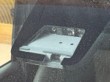 【トヨタセーフティセンス】走行中に前方の車両等を認識し、衝突しそうな時は警報とブレーキで衝突回避と被害軽減をアシスト。より安全にドライブをお楽しみいただけます。