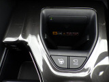 クラウンスポーツ 2.5 Z E-Four 4WD 本革シート