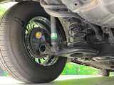 お車を安心してお乗りいただく為には、足回りの定期点検が欠かせません。サービスサポート(有償保証)では無料点検もご提供しており、安心のカーライフをお過ごしいただけるサポート体制が整っています。