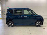 軽自動車、小型車を中心に常時300台展示車を御用意させて頂いております