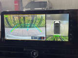 【アラウンドビューモニター】専用のカメラにより、上から見下ろしたような視点で360度クルマの周囲を確認することができます☆死角部分も確認しやすく、狭い場所での切り返しや駐車もスムーズに行えます。