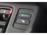 ECONスイッチの効果とあなたの運転で、クルマと力をあわせ「燃費向上=ガソリン代の節約=CO2 削減」のチャレンジをお楽しみください。