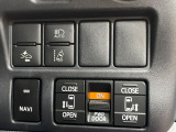 【両側パワースライドドア】スマートキーや運転席のスイッチで後席両側スライドドアの開閉が可能♪電動だから力を入れてドアを開ける必要がありません。