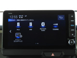 ★オーディオ画面★iPod接続やBluetooth Audioでの音楽再生も楽しめます。また、交通情報では、日常から週末のドライブまでサポートします!