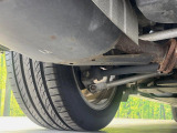 お車を安心してお乗りいただく為には、足回りの定期点検が欠かせません。サービスサポート(有償保証)では無料点検もご提供しており、安心のカーライフをお過ごしいただけるサポート体制が整っています。