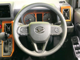 【純正革巻きステアリング】上質な革を使用することで、手にしっかり馴染みとても運転しやすいハンドルです♪