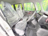 もちろん車内はキレイです♪よりクリーンな状態をキープしたいお客様には『ナノゾーンコート』がおすすめ!新型コロナウイルス対策や、除菌・消臭に効果を発揮し多くの方にご好評いただいております。