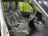 運転席シート廻りは使用感も少なく、良好な状態となっています。丁寧に使われていたことがよくわかりますね。
