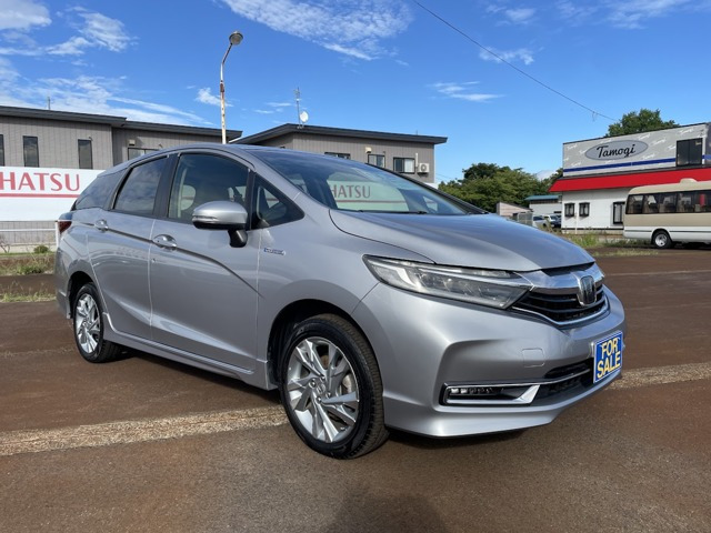 シャトル 1.5 ハイブリッド ホンダセンシング 4WD