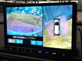 【マルチビューカメラシステム】専用のカメラにより、上から見下ろしたような視点で360度クルマの周囲を確認することができます☆死角部分も確認しやすく、狭い場所での切り返しや駐車もスムーズに行えます。