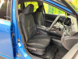 運転席シート廻りは使用感も少なく、良好な状態となっています。前オーナー様が丁寧に使っていたことがよくわかりますね。