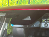 【スマートシティブレーキサポート】低速走行中に前方の車両等を認識し、衝突しそうな時は警報とブレーキで衝突回避と被害軽減をアシスト。より安全にドライブをお楽しみいただけます。