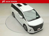 両側パワースライドドア付きだから、狭い駐車スペースなどでの乗り降りラクラク♪小さなお子さまのいるご家庭には嬉しい装備です。