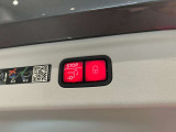 パワーシートの操作は、スイッチがシートの形状をしておりますので、ダイレクトに調節が可能でございます。
