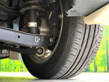 お車を安心してお乗りいただく為には、足回りの定期点検が欠かせません。サービスサポート(有償保証)では無料点検もご提供しており、安心のカーライフをお過ごしいただけるサポート体制が整っています。