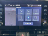 9インチディスプレイオーディオを装備。 スマホとクルマをつなぐことで、これまでのナビに加えて、いろんなサービスが楽しめます。