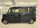 『両側電動スライドドア』 スーパーなどでの狭い駐車場でも乗り降りが楽々♪お子様が隣の車にドアを当ててしまう心配もございません!小さなお子様連れの方もこれで安心