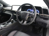 運転席廻りです。