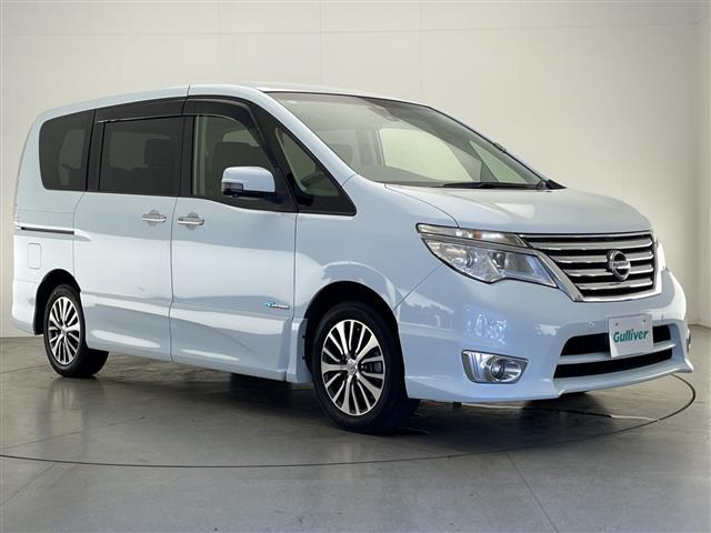 セレナ 2.0 ハイウェイスター S-HYBRID 修復歴無し