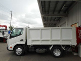ディーゼル、4WD、マニュアル、ABS、2トン、深ダンプ、低床、荷台内寸約:L304&times;W159&times;H107