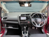 こちらの車両は室内はルームクリーニング済みですよ〜(*^_^*)大変きれいな状態ですので一度見てみてくださいね(^^♪