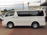 カープレシャスではご納車後もお客様に安心しておクルマにお乗り頂くため、【2か月又は2,000km】の保証をお付けしております!当社は保証金額をお支払い総額に含ませていただいております!