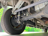 お車を安心してお乗りいただく為には、足回りの定期点検が欠かせません。サービスサポート(有償保証)では無料点検もご提供しており、安心のカーライフをお過ごしいただけるサポート体制が整っています。