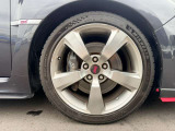 気になるお車がありましたら右の電話番号から直接お店にお問い合わせください。支払方法から車両情報、状態までなんでもご説明させて頂きます。スタッフ一同ご連絡お待ちしております。