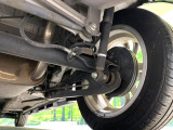 お車を安心してお乗りいただく為には、足回りの定期点検が欠かせません。サービスサポート(有償保証)では無料点検もご提供しており、安心のカーライフをお過ごしいただけるサポート体制が整っています。