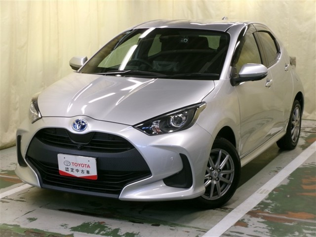 ヤリス 1.5 ハイブリッド G E-Four 4WD